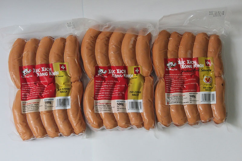 Cách bảo quản xúc xích bằng bao bì hút chân không
